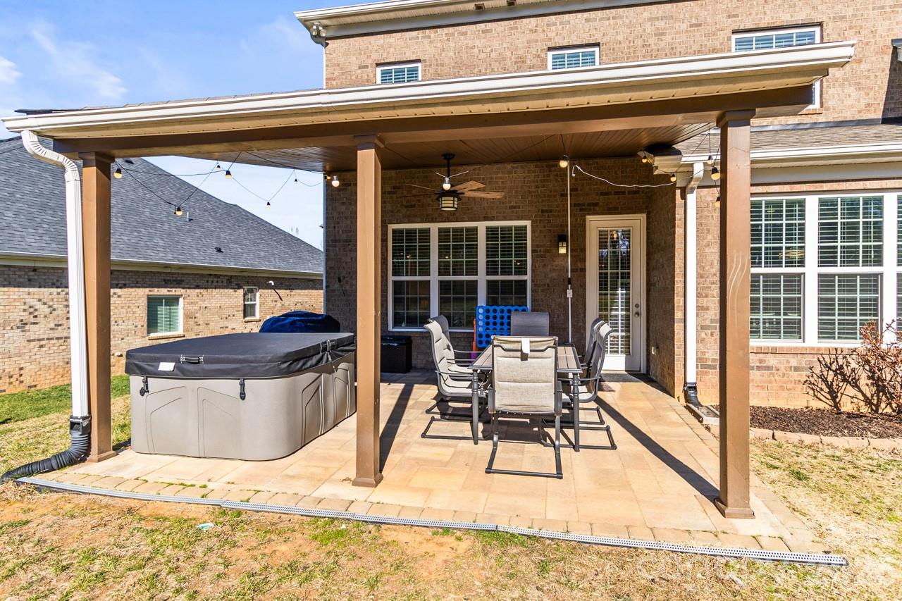 135 Holly Ridge Drive — Mooresville