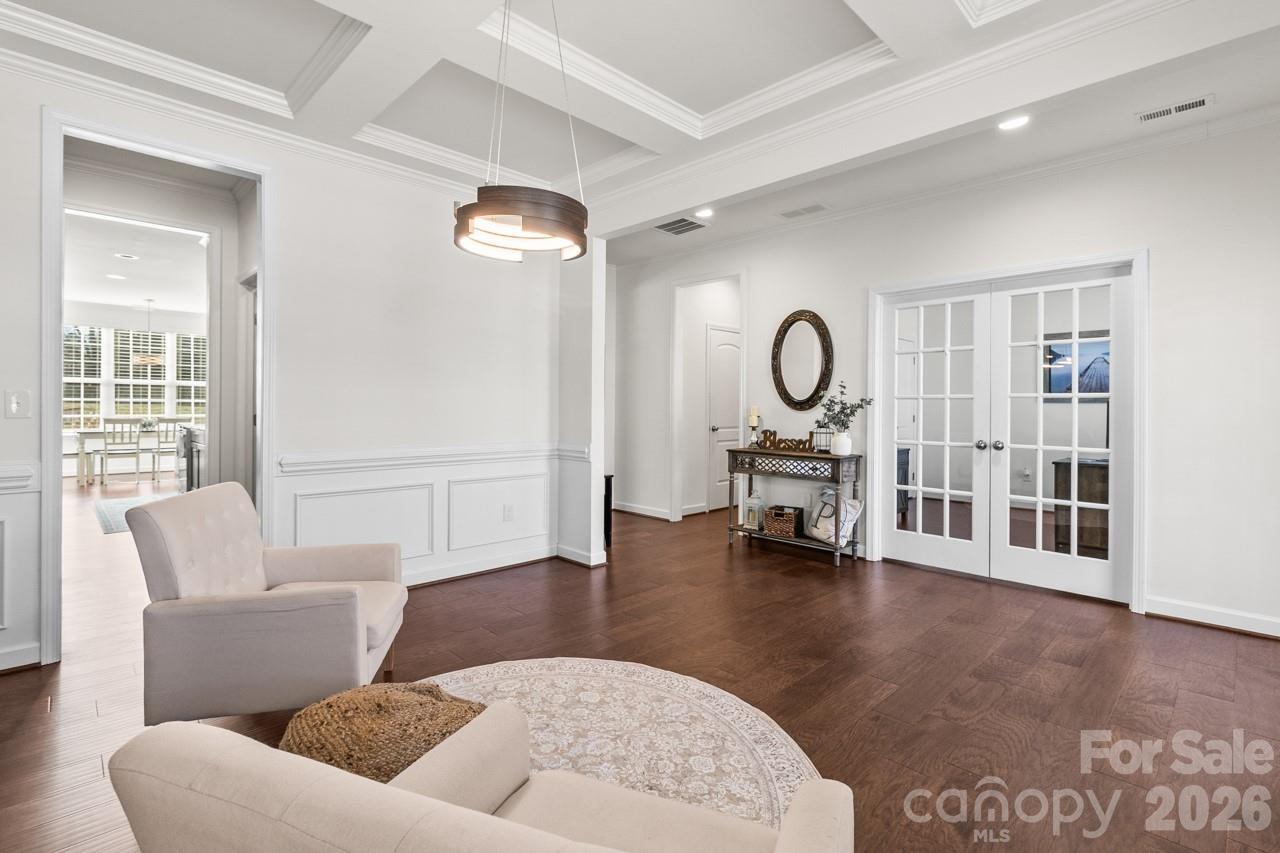 135 Holly Ridge Drive — Mooresville