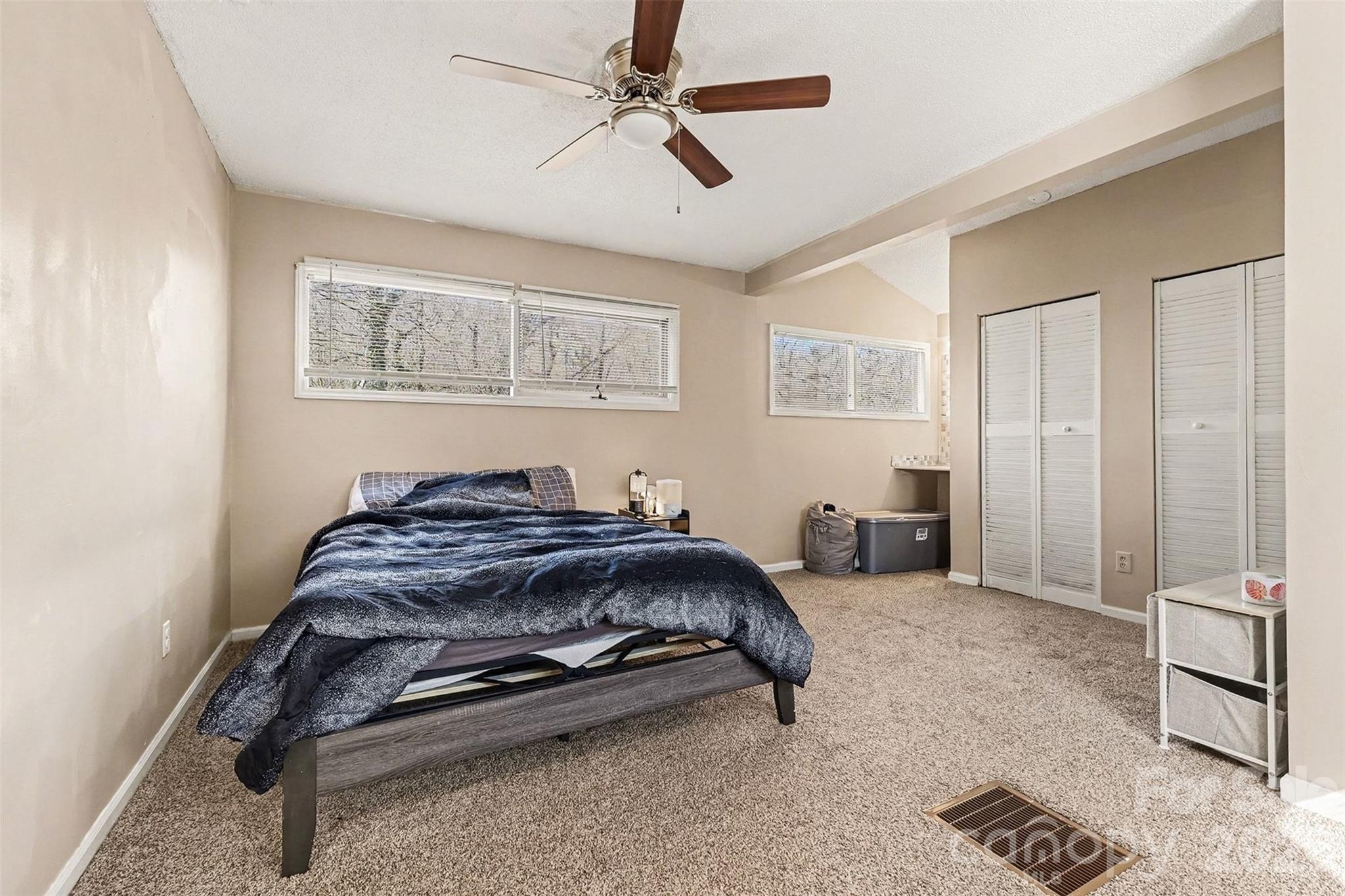 6102 Honeysuckle Lane — Charlotte