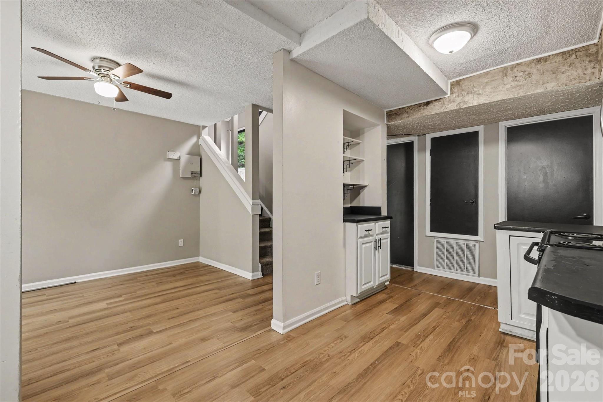 6102 Honeysuckle Lane — Charlotte