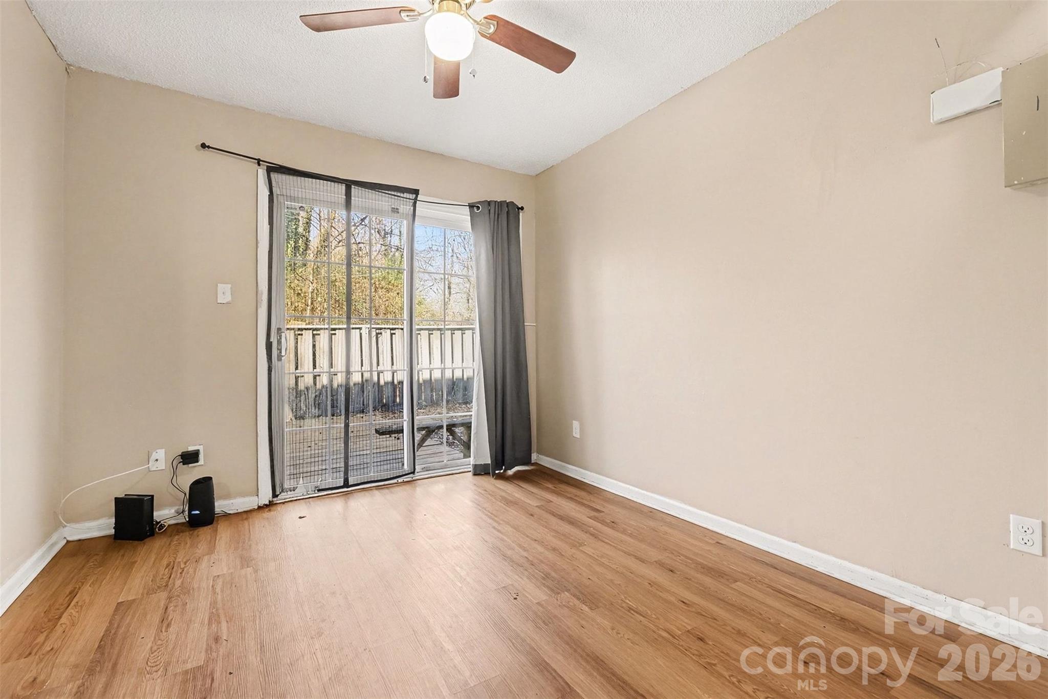 6102 Honeysuckle Lane — Charlotte