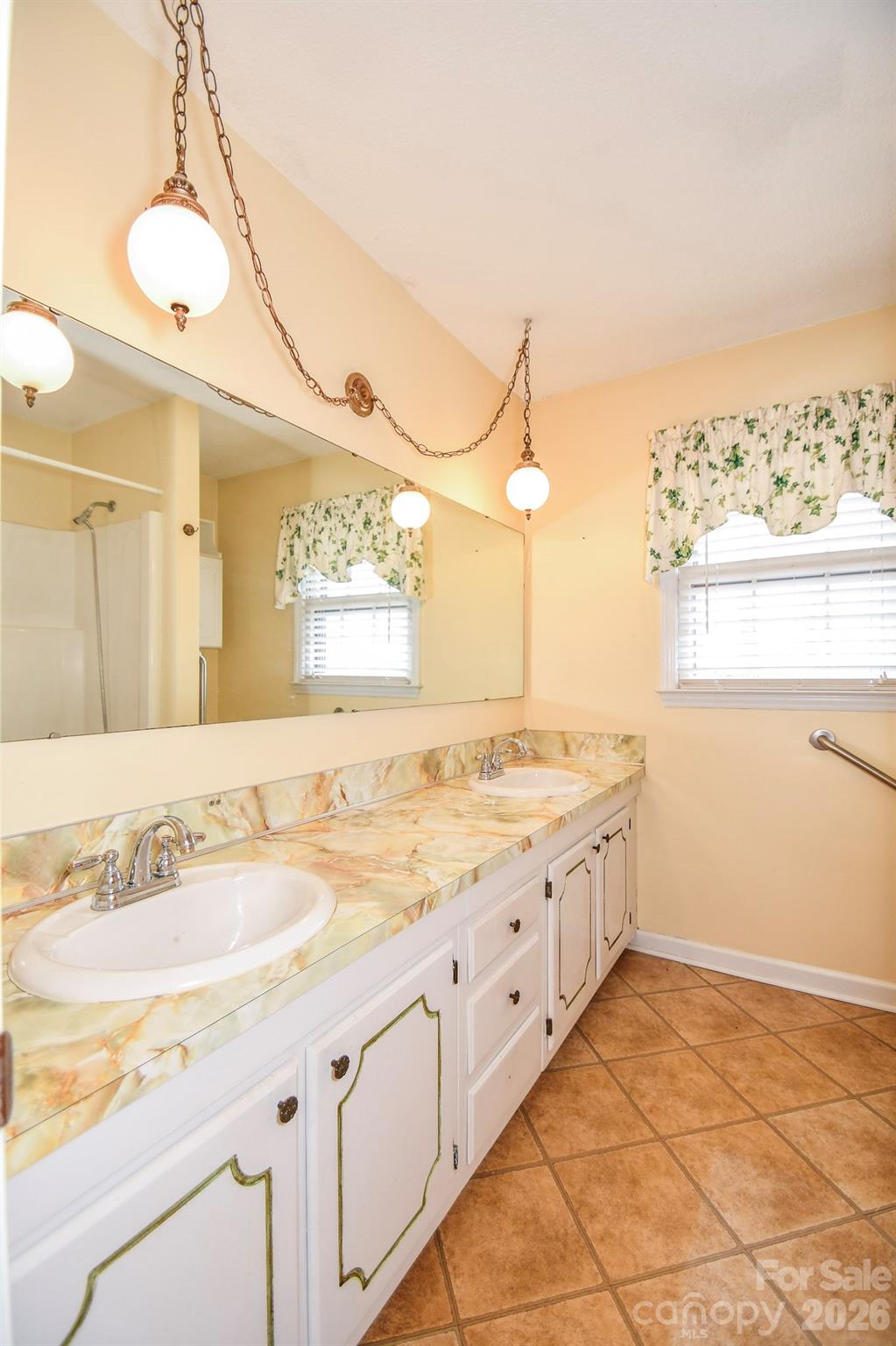 2209 Waverly Drive — Monroe