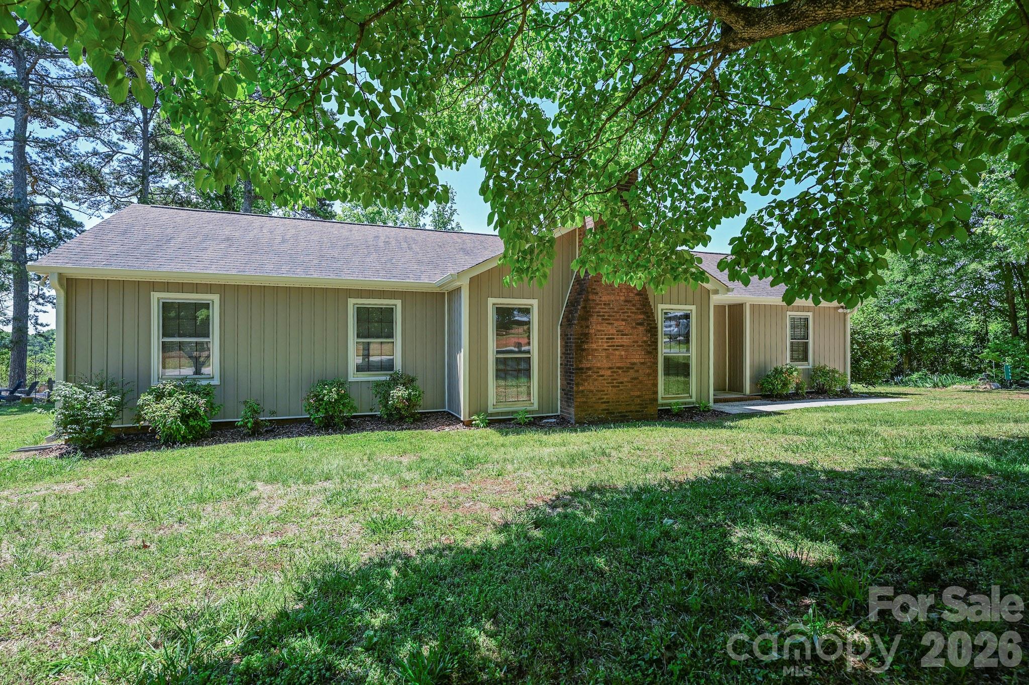 2209 Waverly Drive — Monroe