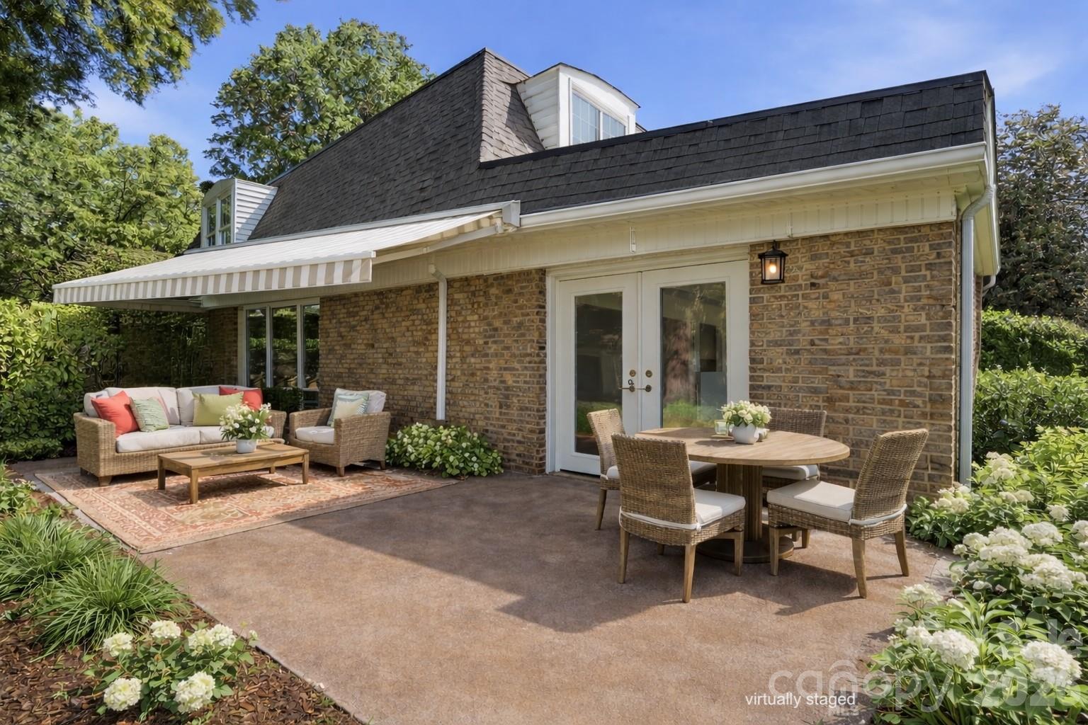 7027 Quail Hill Road — Charlotte