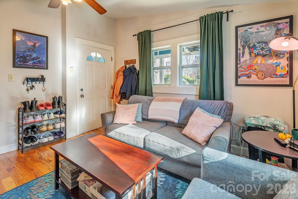 54 N Liberty Street — Asheville