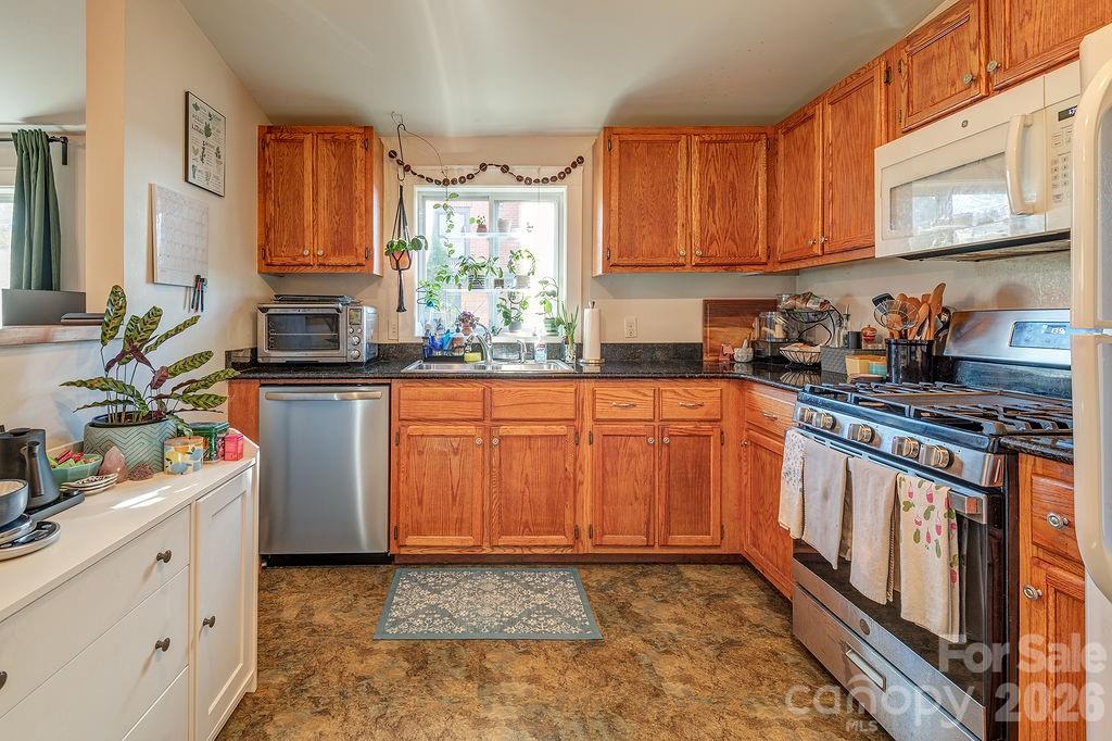 54 N Liberty Street — Asheville