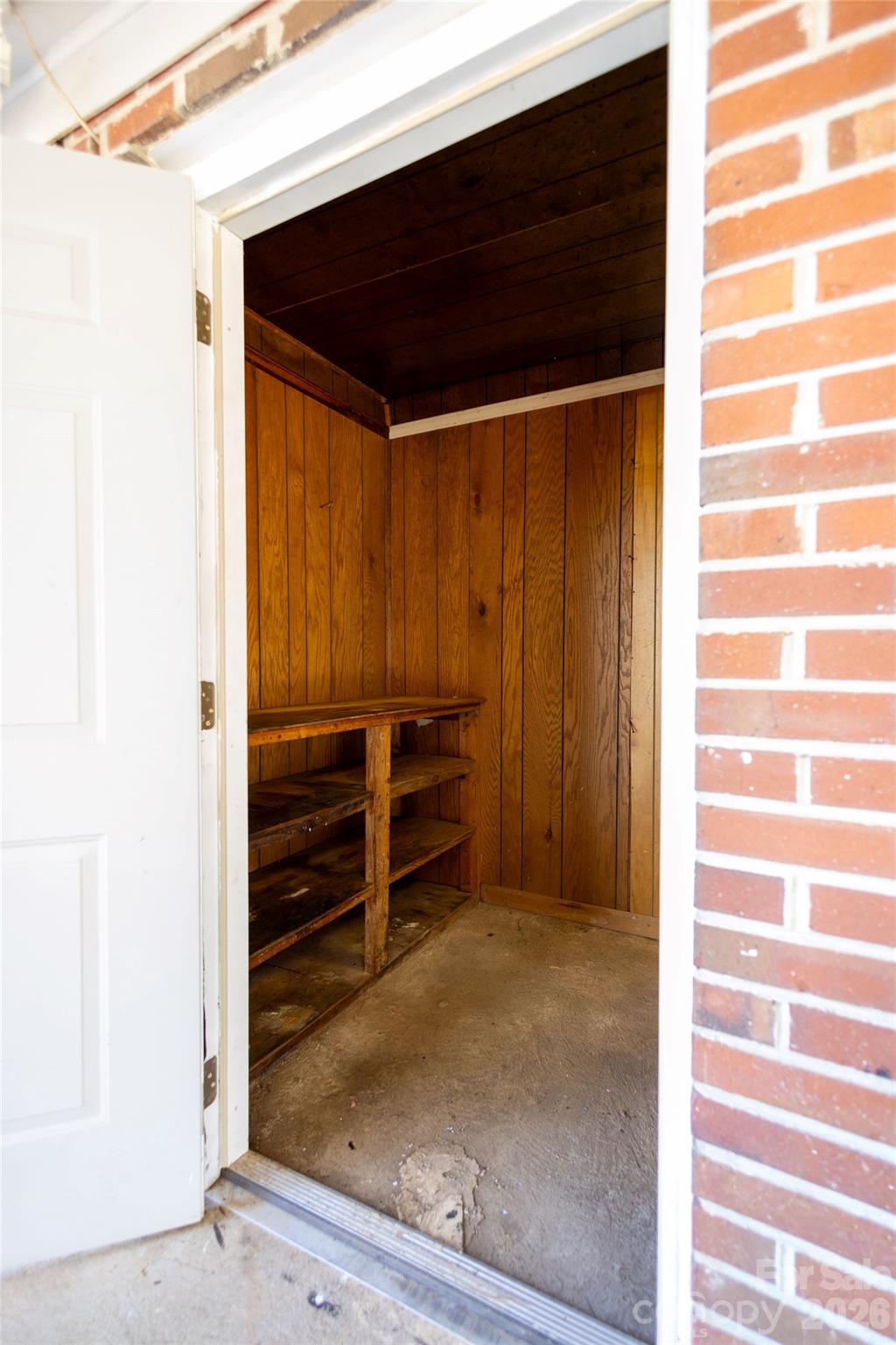 2220 Gaines Avenue — Gastonia