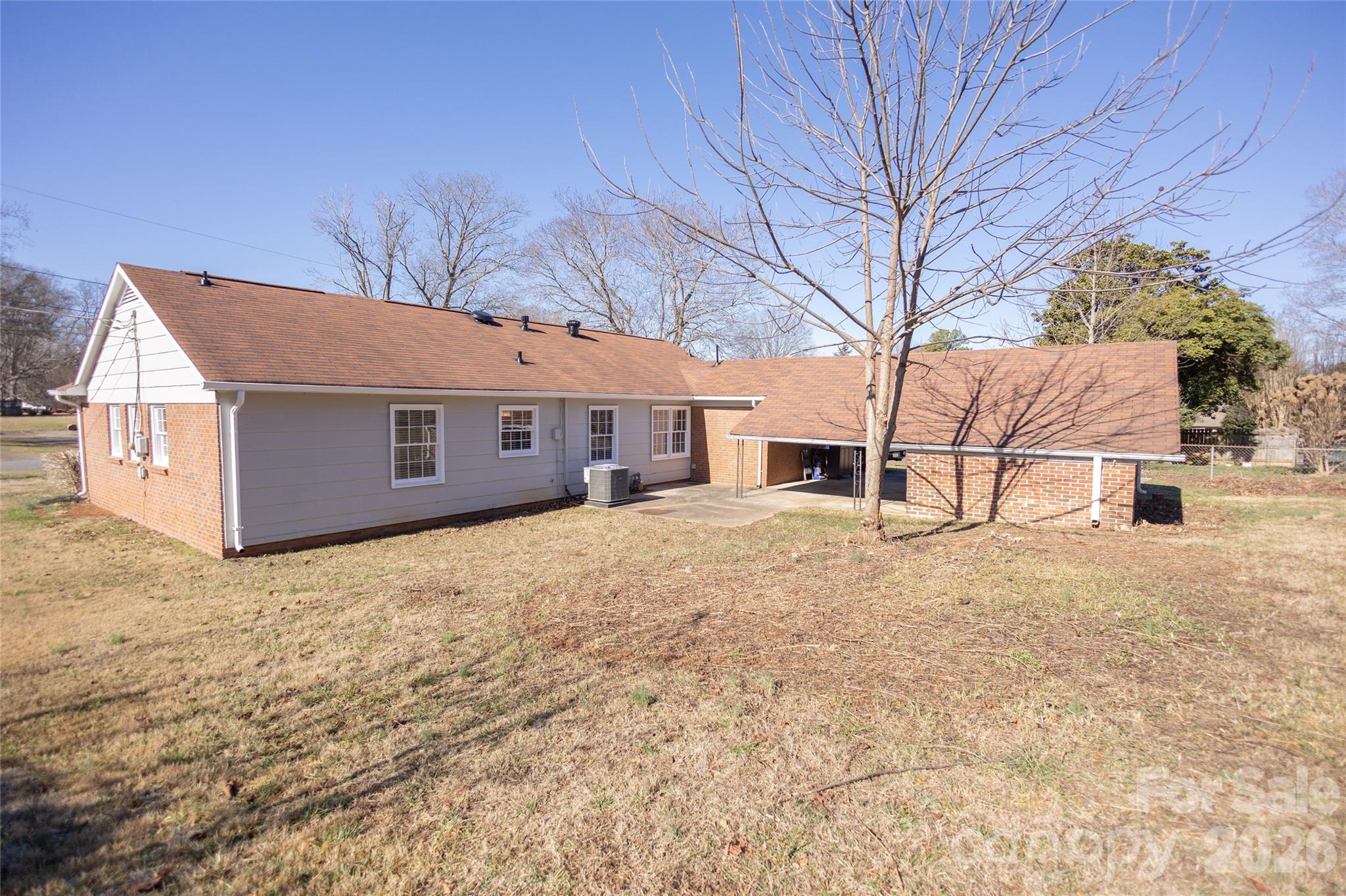 2220 Gaines Avenue — Gastonia