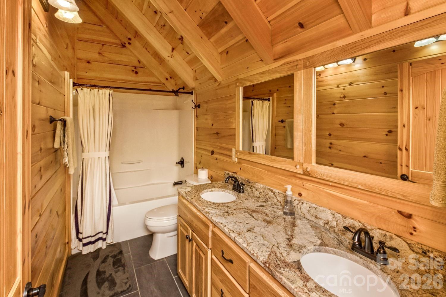109 Overlook Point Lane — Lake Lure