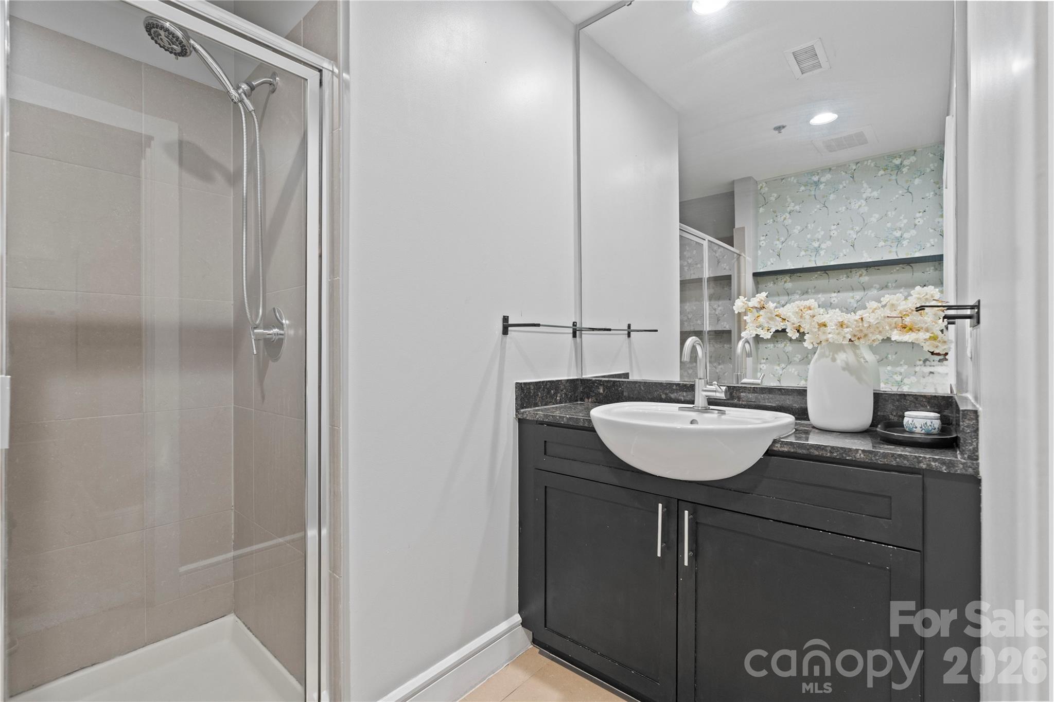 333 W Trade Street #2103 — Charlotte