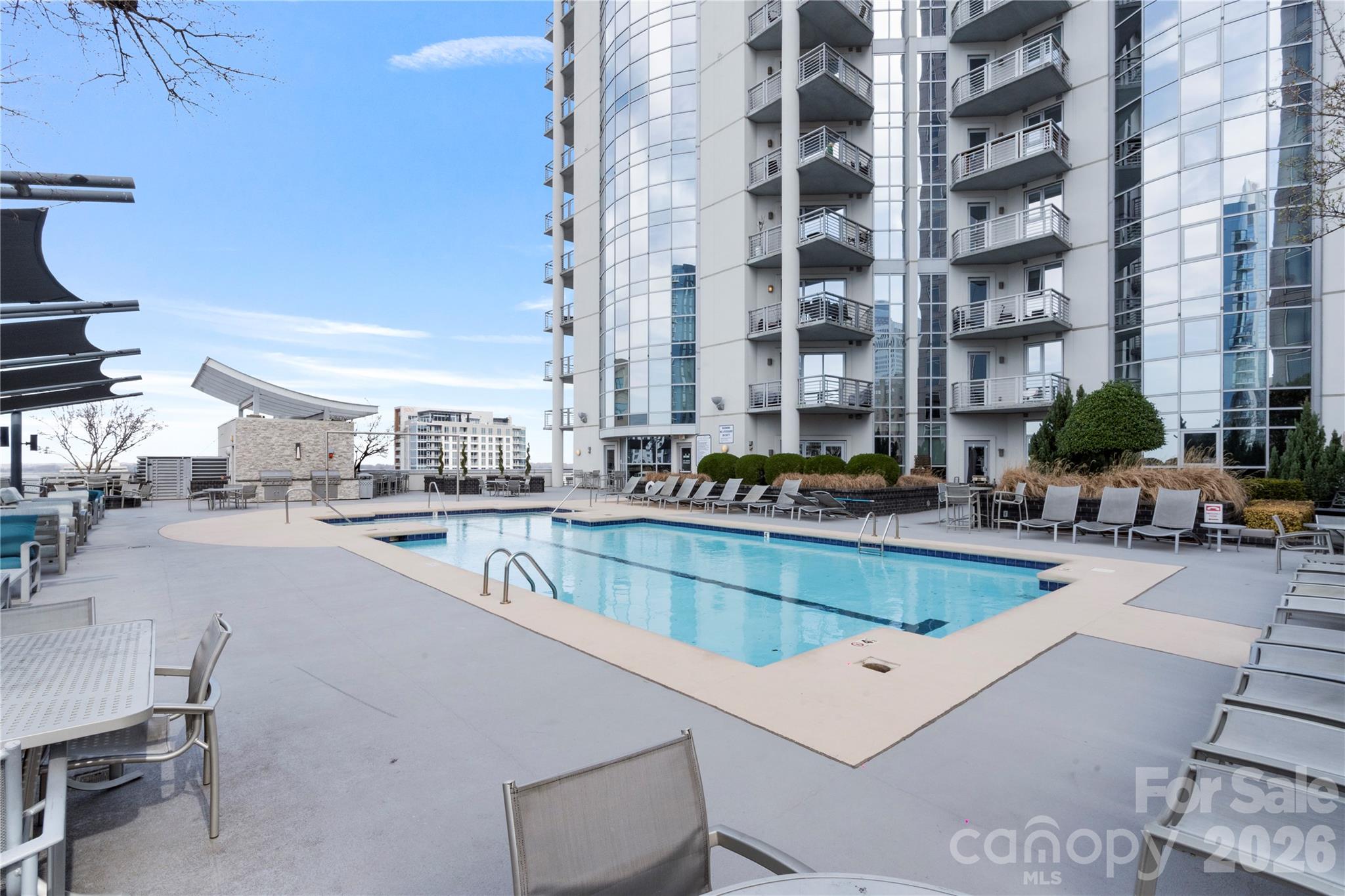 333 W Trade Street #2103 — Charlotte