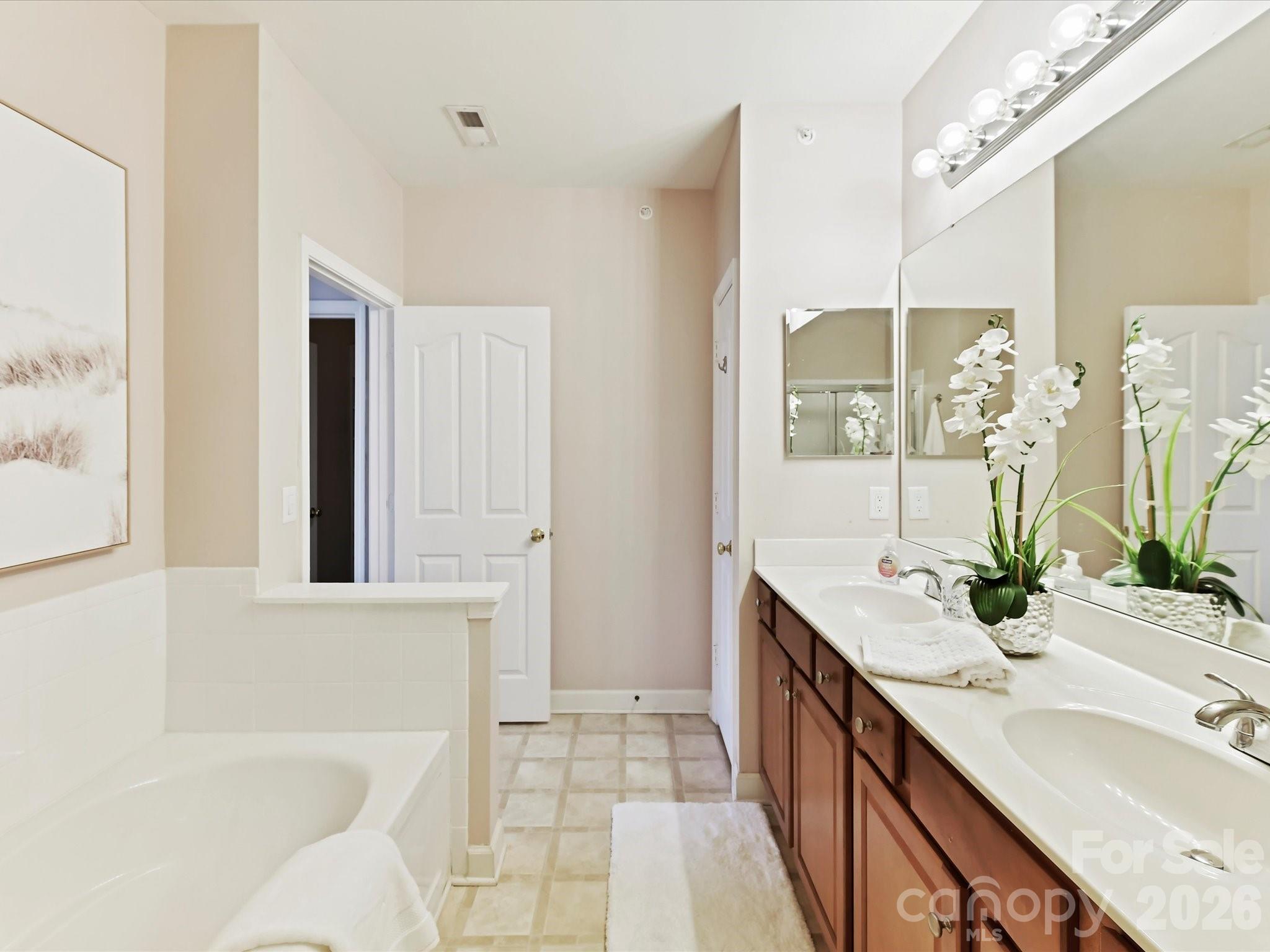 9145 Mcdowell Creek Court — Cornelius