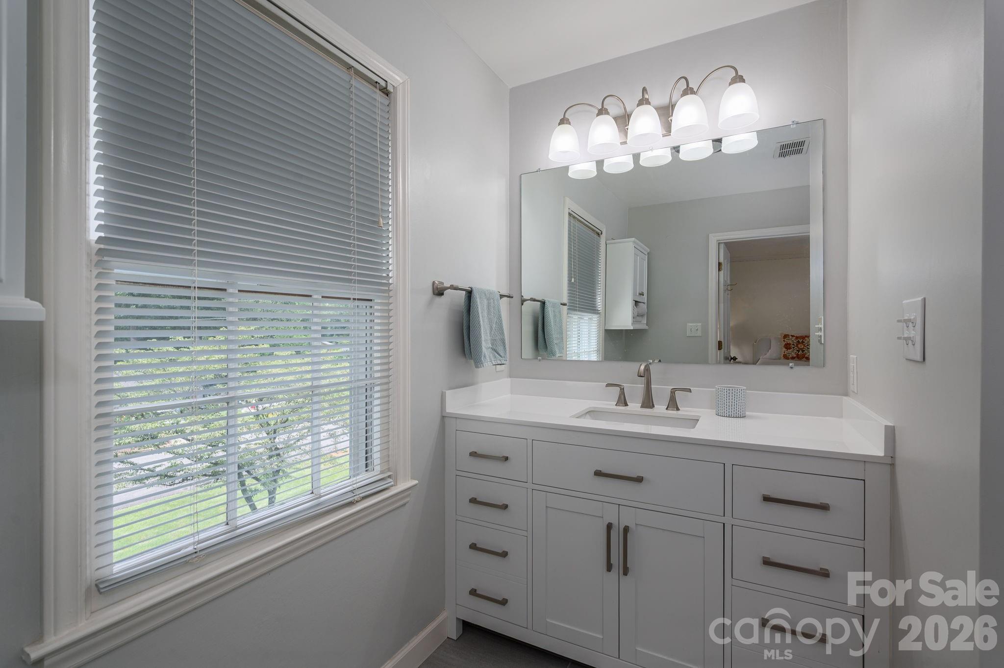 2410 Monticello Drive — Gastonia