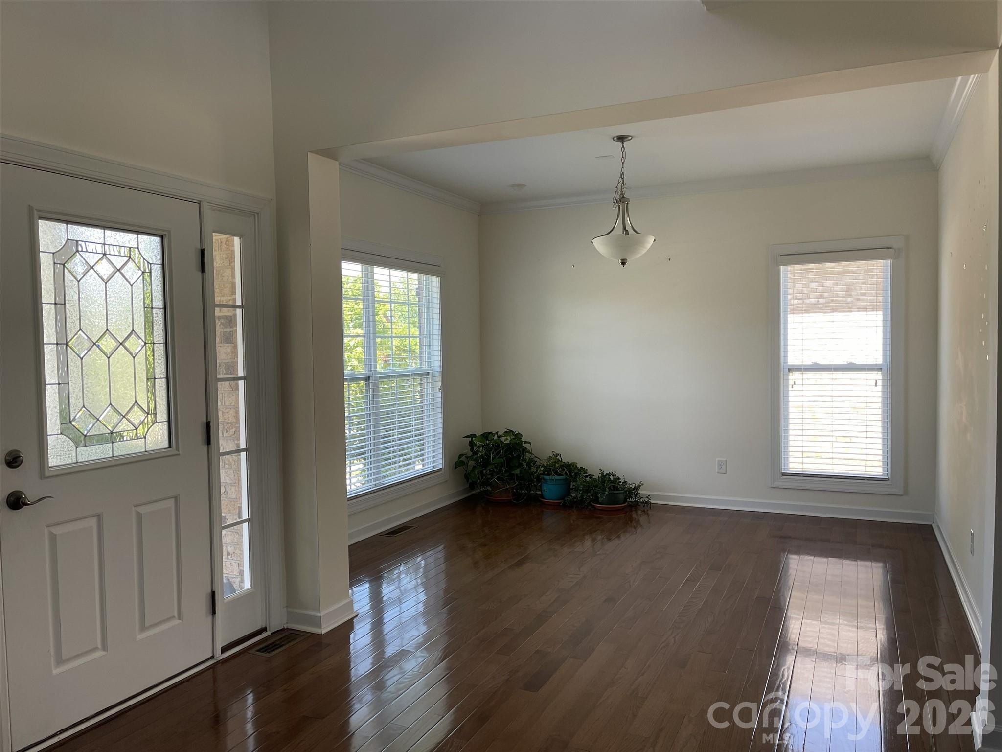 707 Five Leaf Lane — Waxhaw