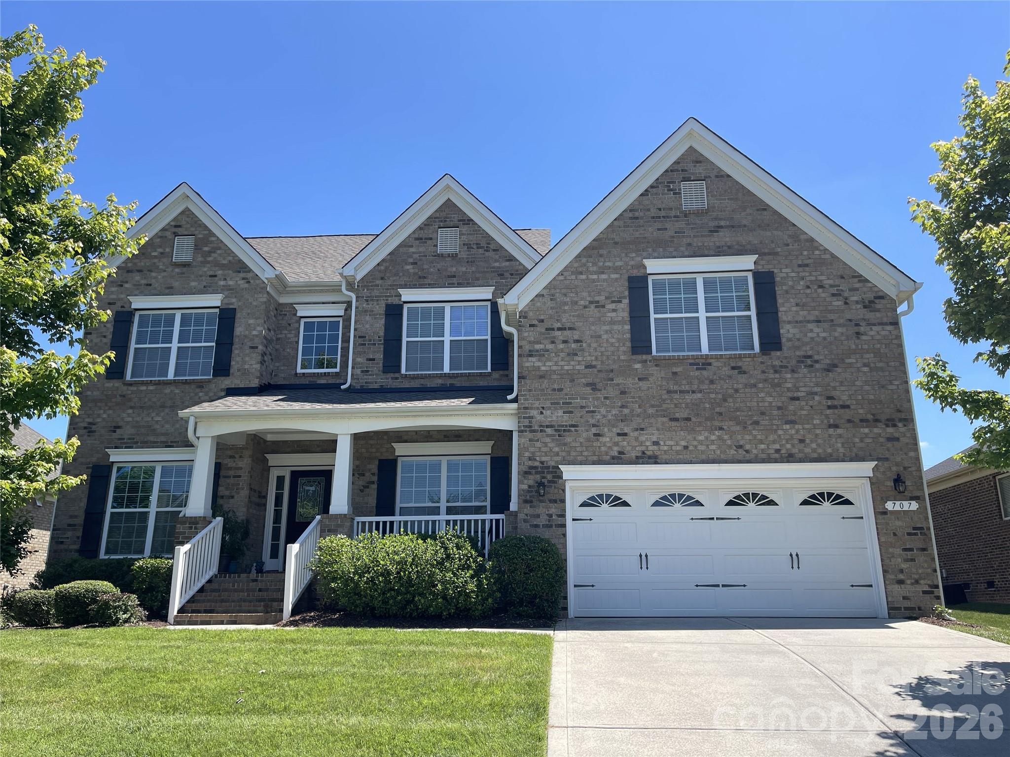 707 Five Leaf Lane — Waxhaw