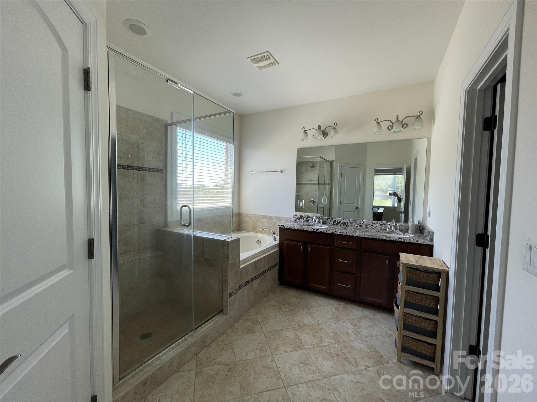 707 Five Leaf Lane — Waxhaw