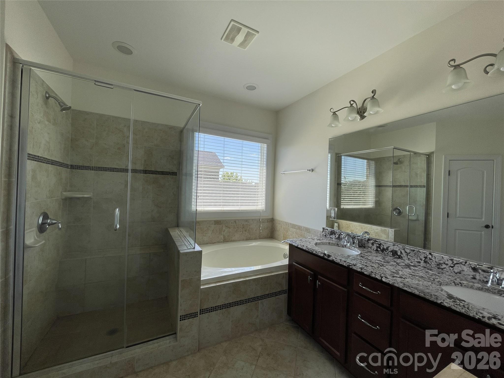 707 Five Leaf Lane — Waxhaw
