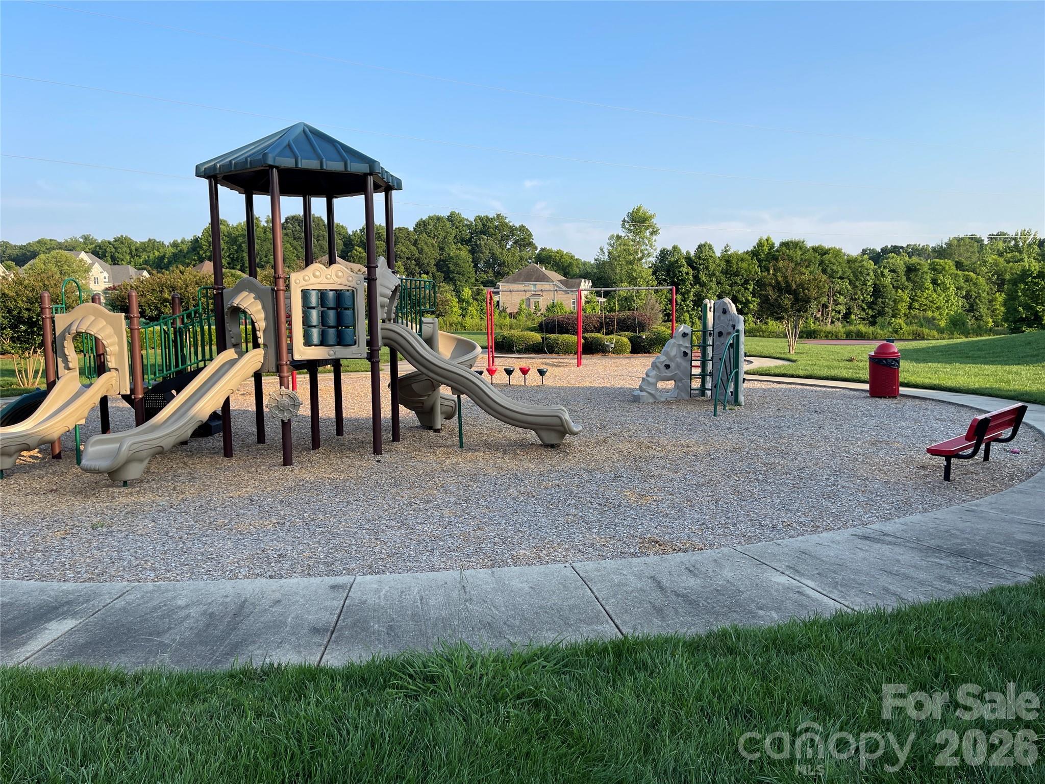 707 Five Leaf Lane — Waxhaw