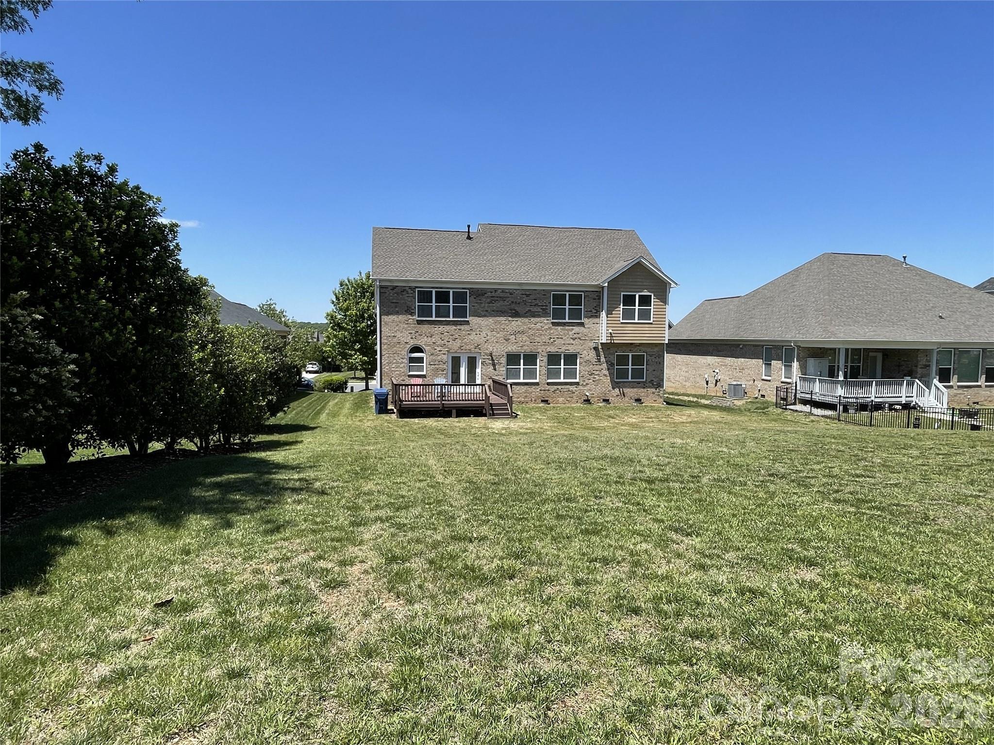 707 Five Leaf Lane — Waxhaw