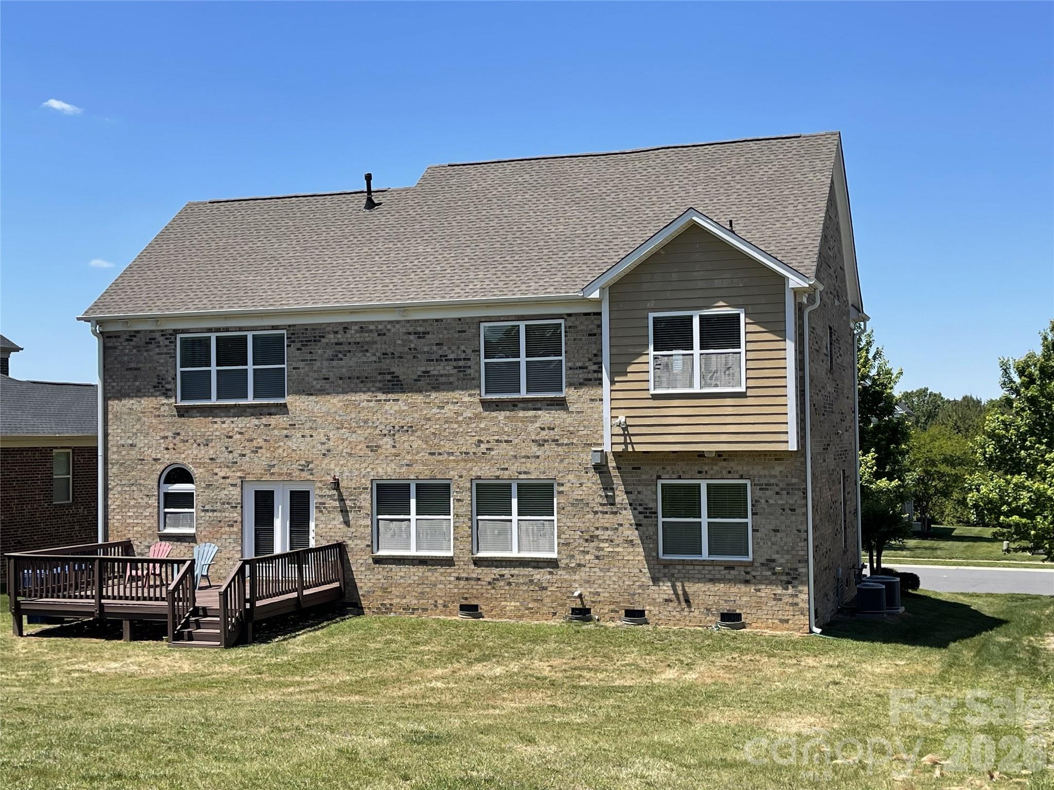 707 Five Leaf Lane — Waxhaw