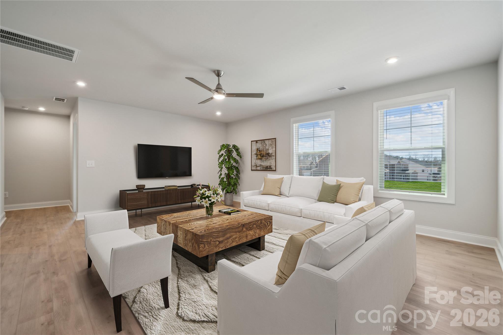 343 Alameda Way — Matthews