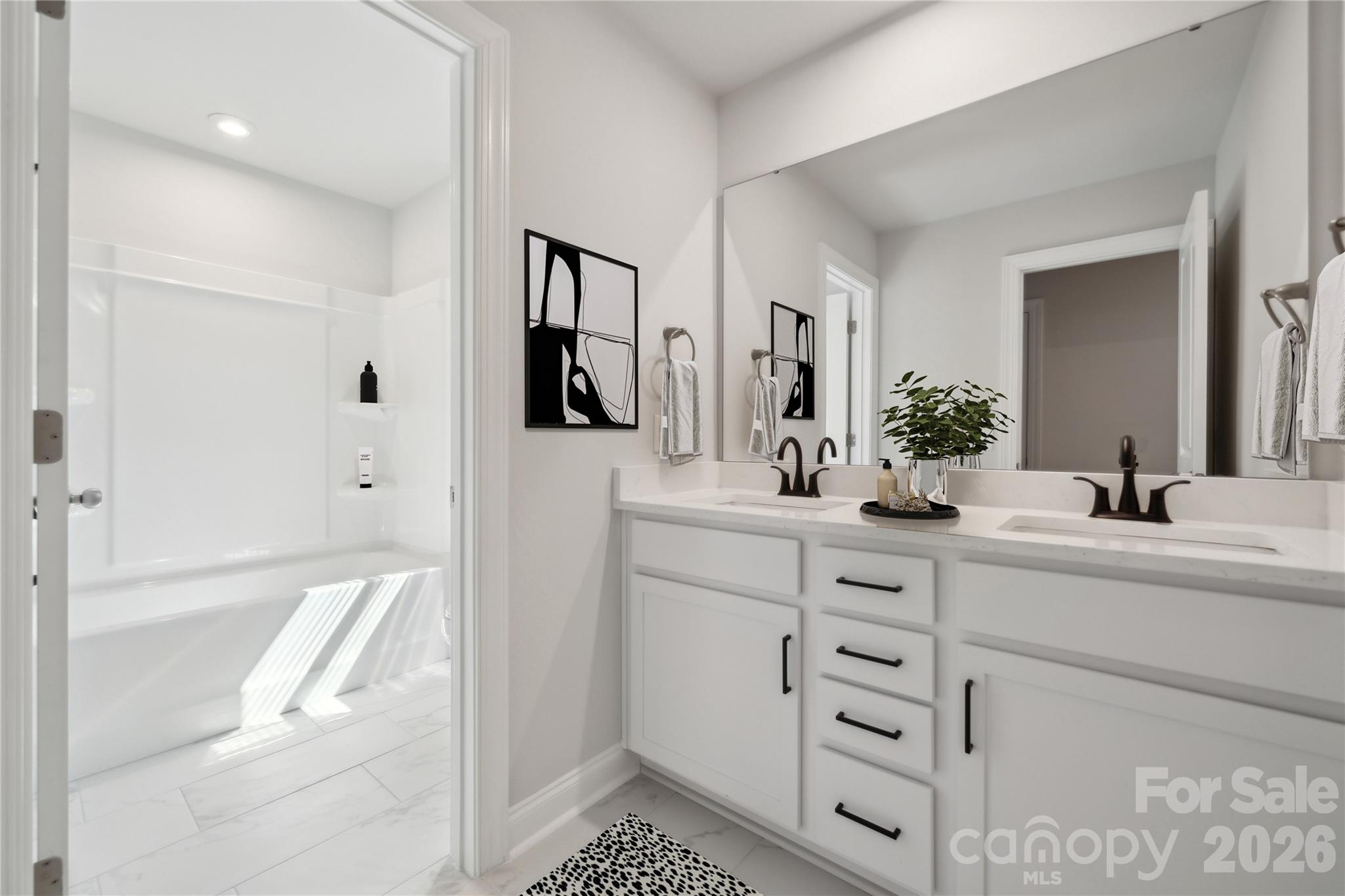 343 Alameda Way — Matthews