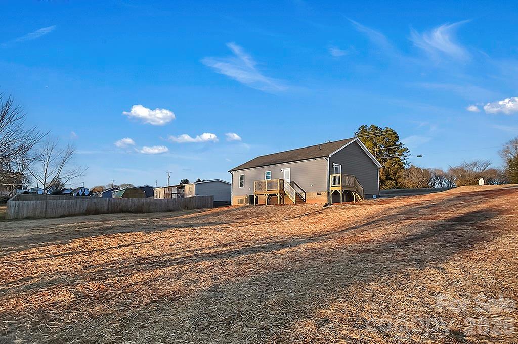 106 Quail Meadow Road — Shelby