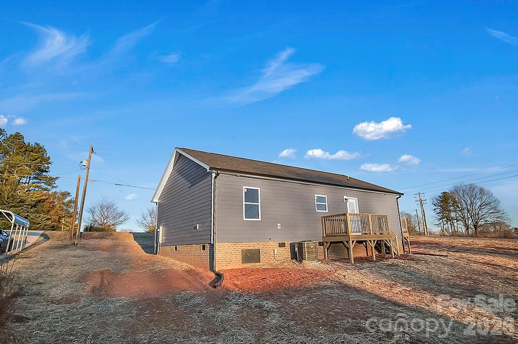 106 Quail Meadow Road — Shelby
