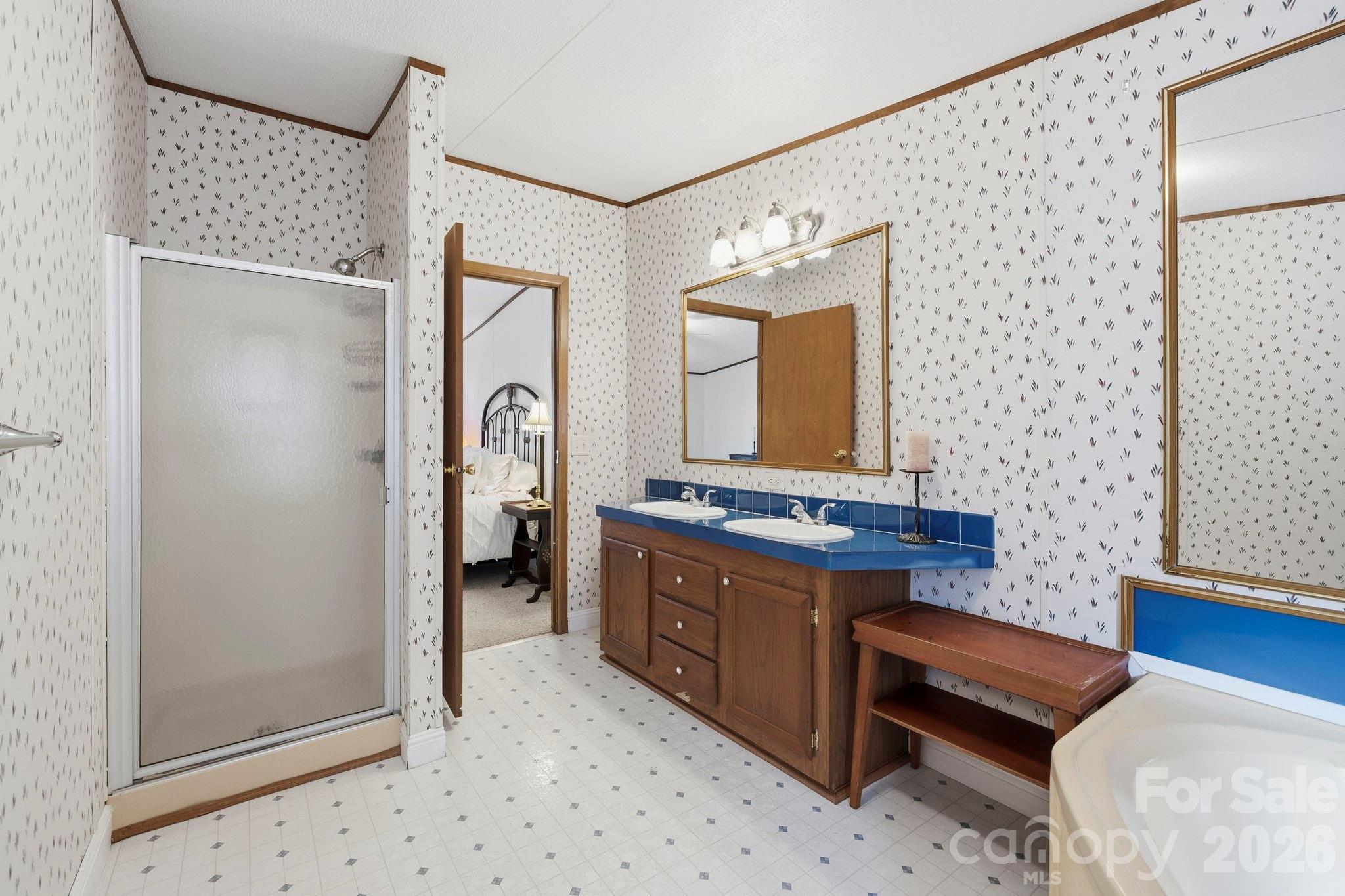 76 Gobblers Knob Road — Penrose