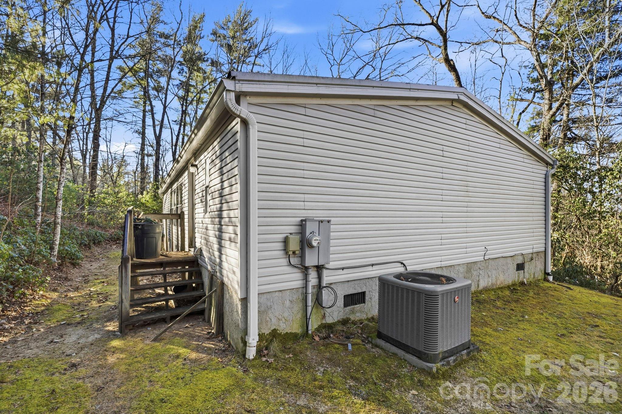76 Gobblers Knob Road — Penrose
