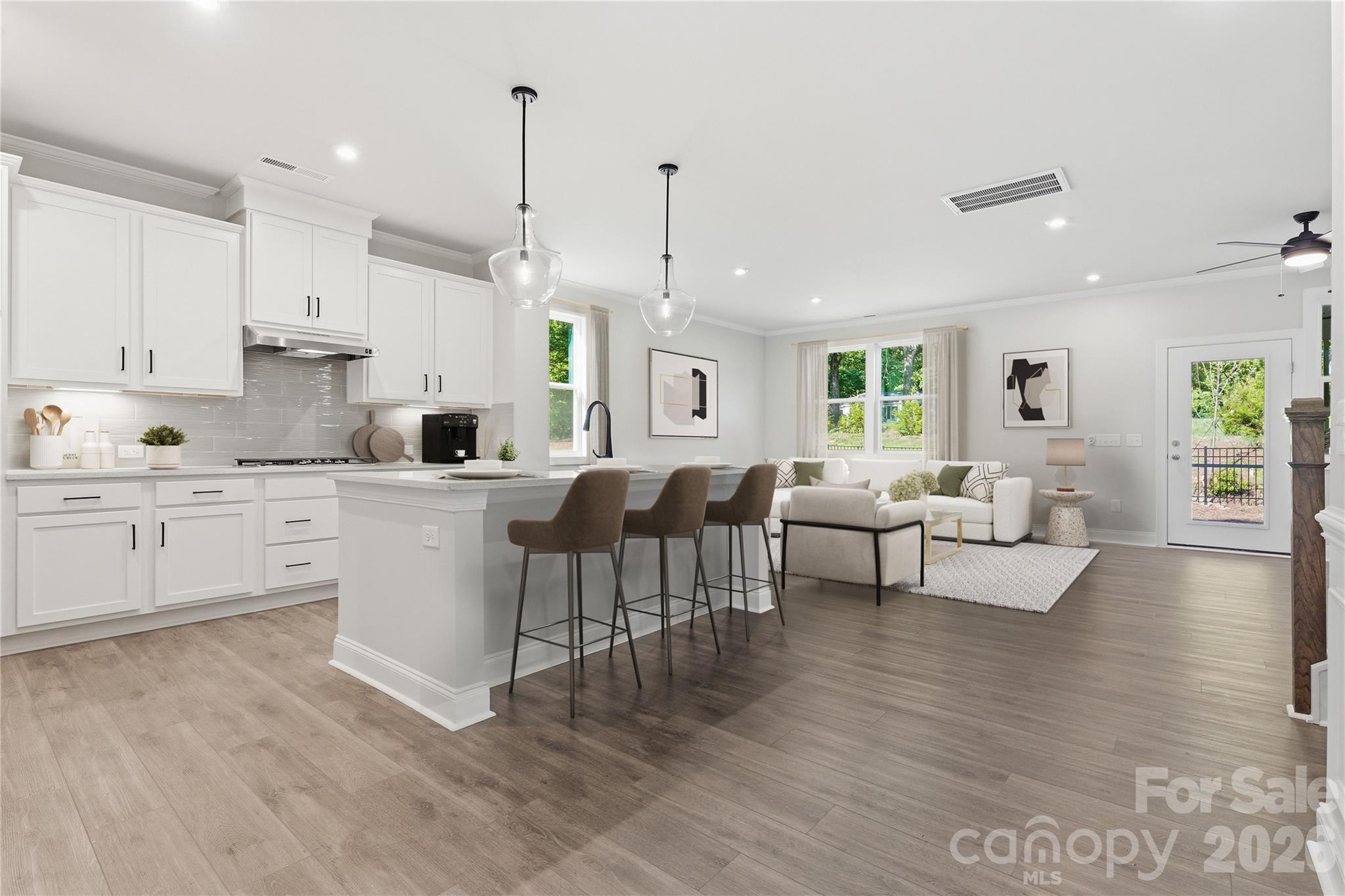 415 Alameda Way — Matthews