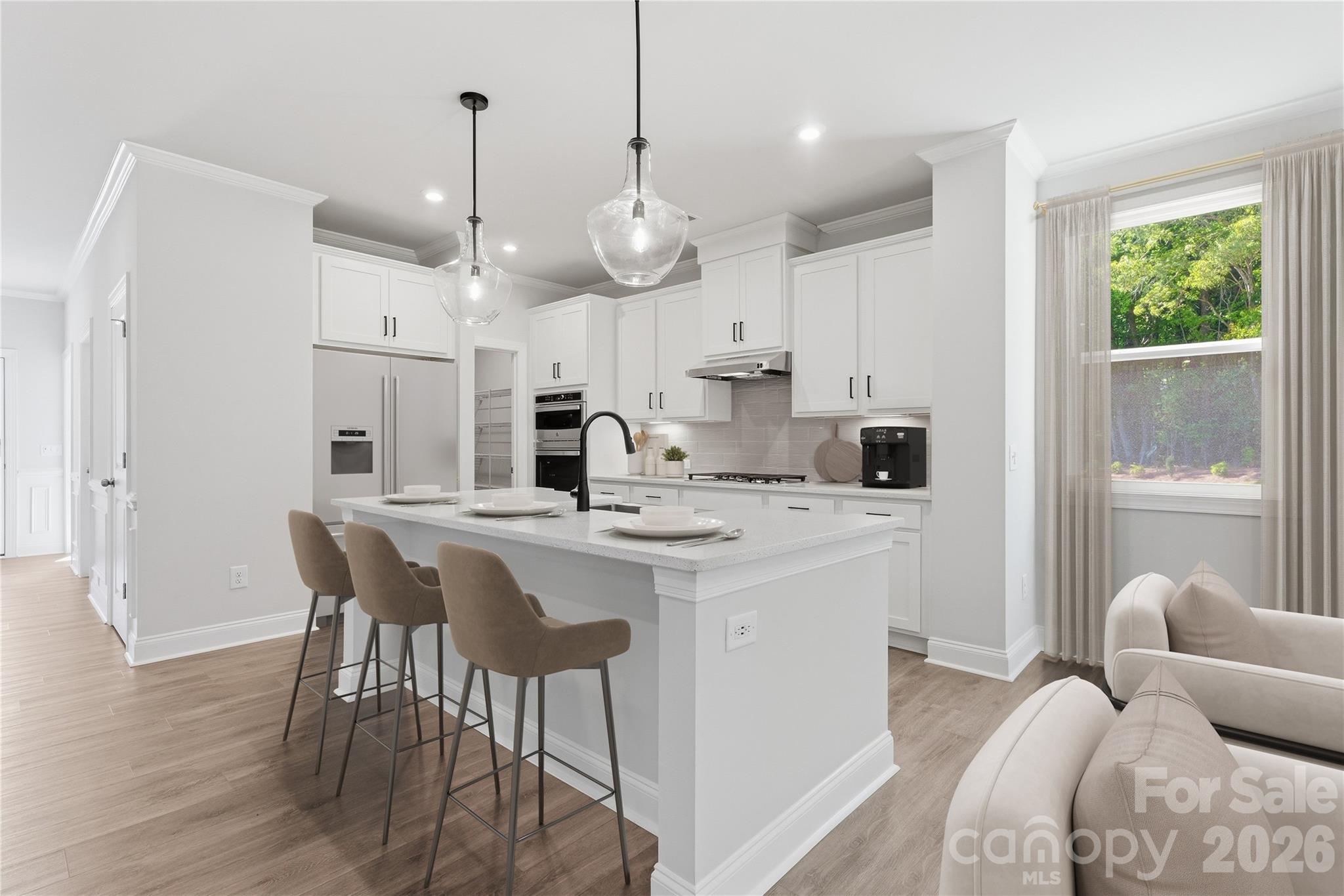 415 Alameda Way — Matthews