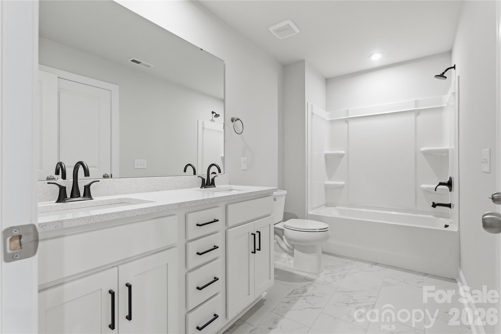 415 Alameda Way — Matthews