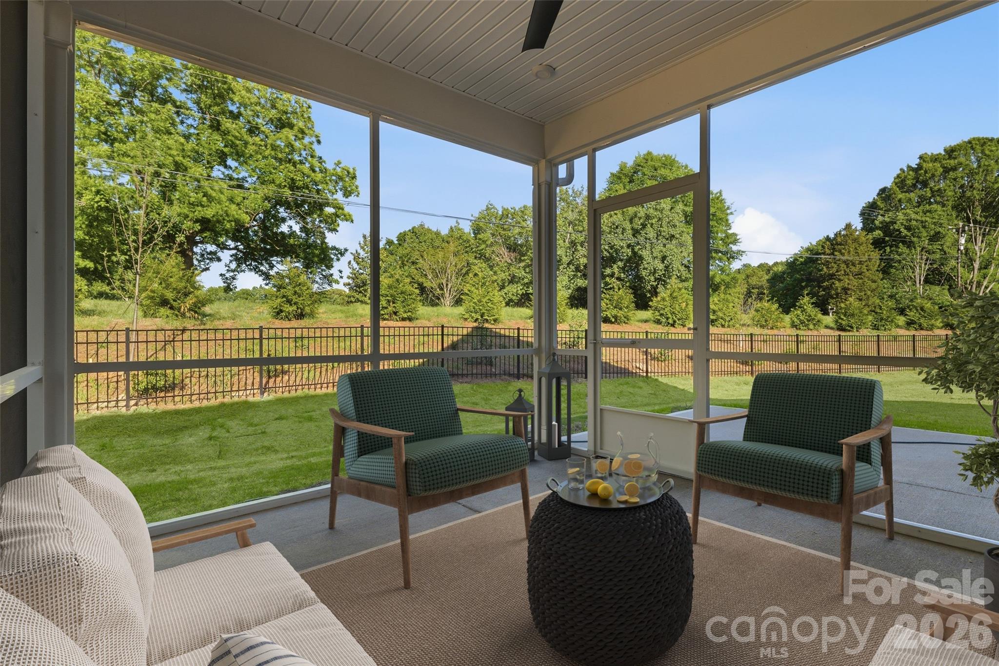 415 Alameda Way — Matthews