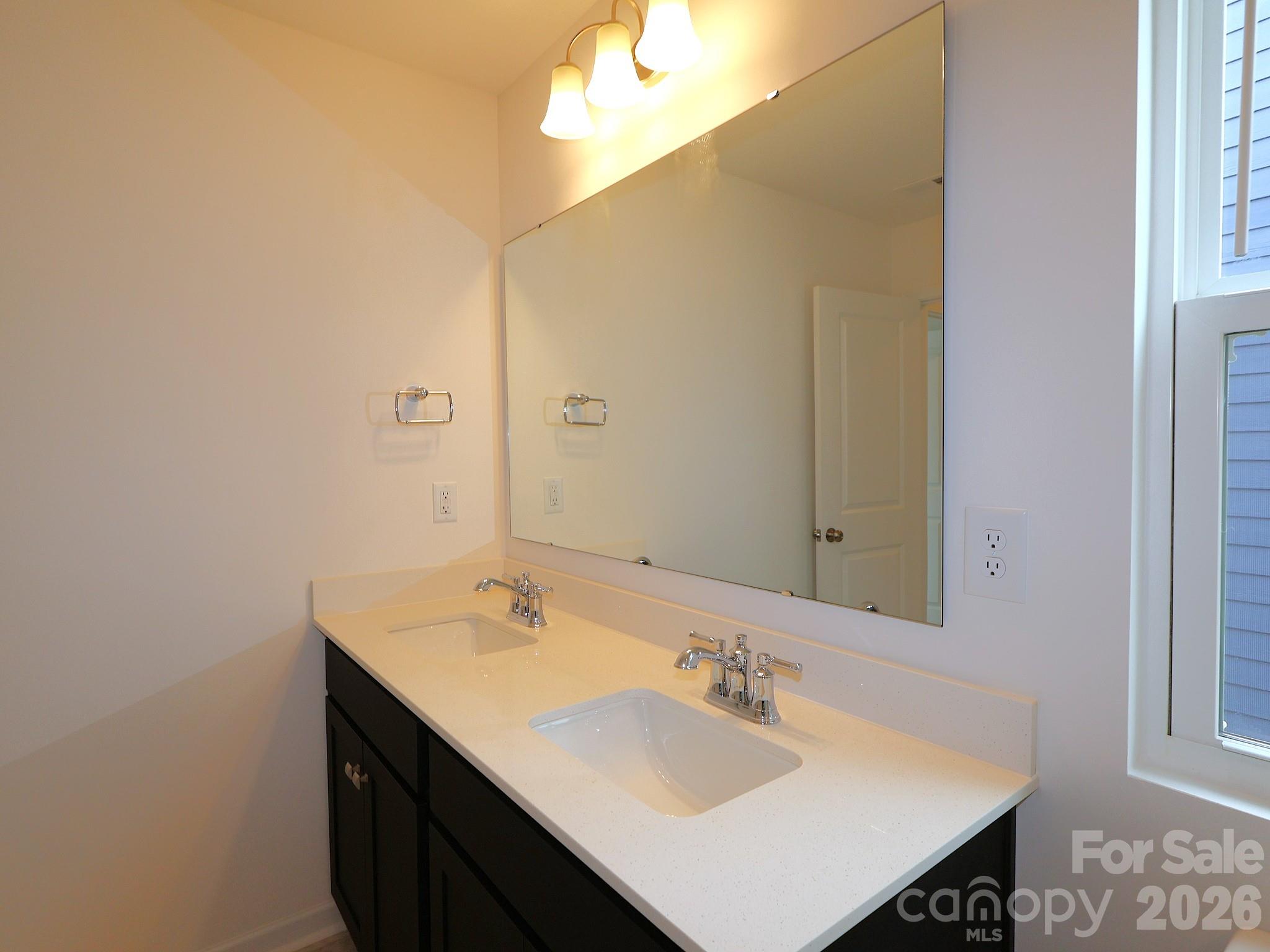 1485 Kate Cecil Way — York