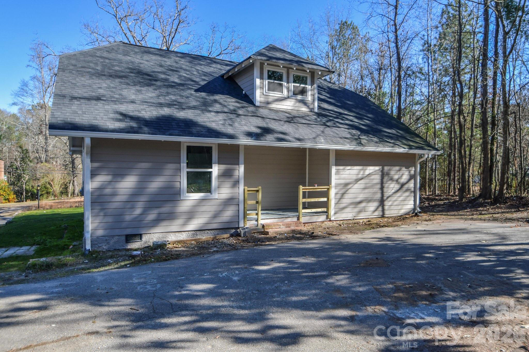 280 NC 742 Highway S — Wadesboro