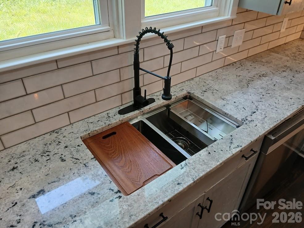 105 N Inman Avenue — Bessemer City