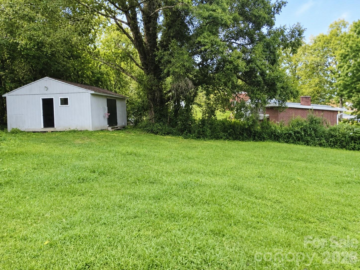 105 N Inman Avenue — Bessemer City