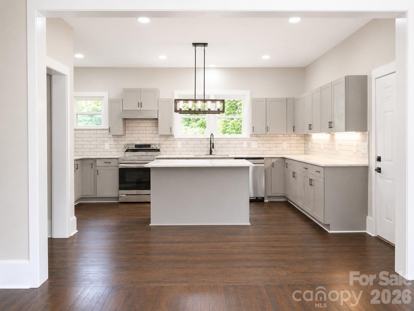 105 N Inman Avenue — Bessemer City