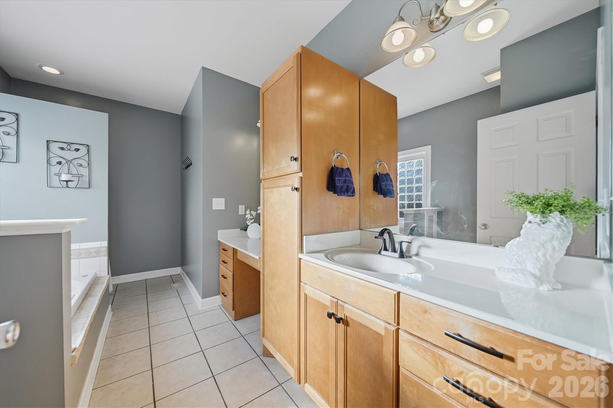 2555 Knox Landing Road — Connelly Springs