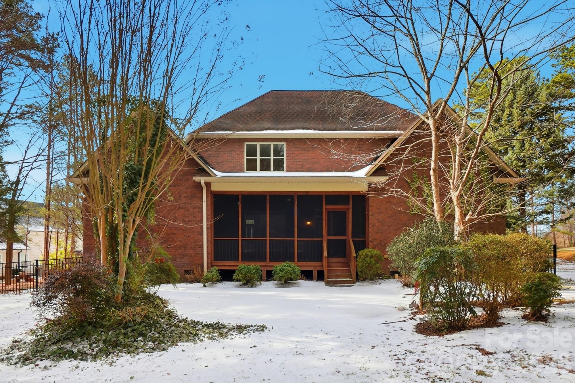 160 Arrow Point Lane — Davidson