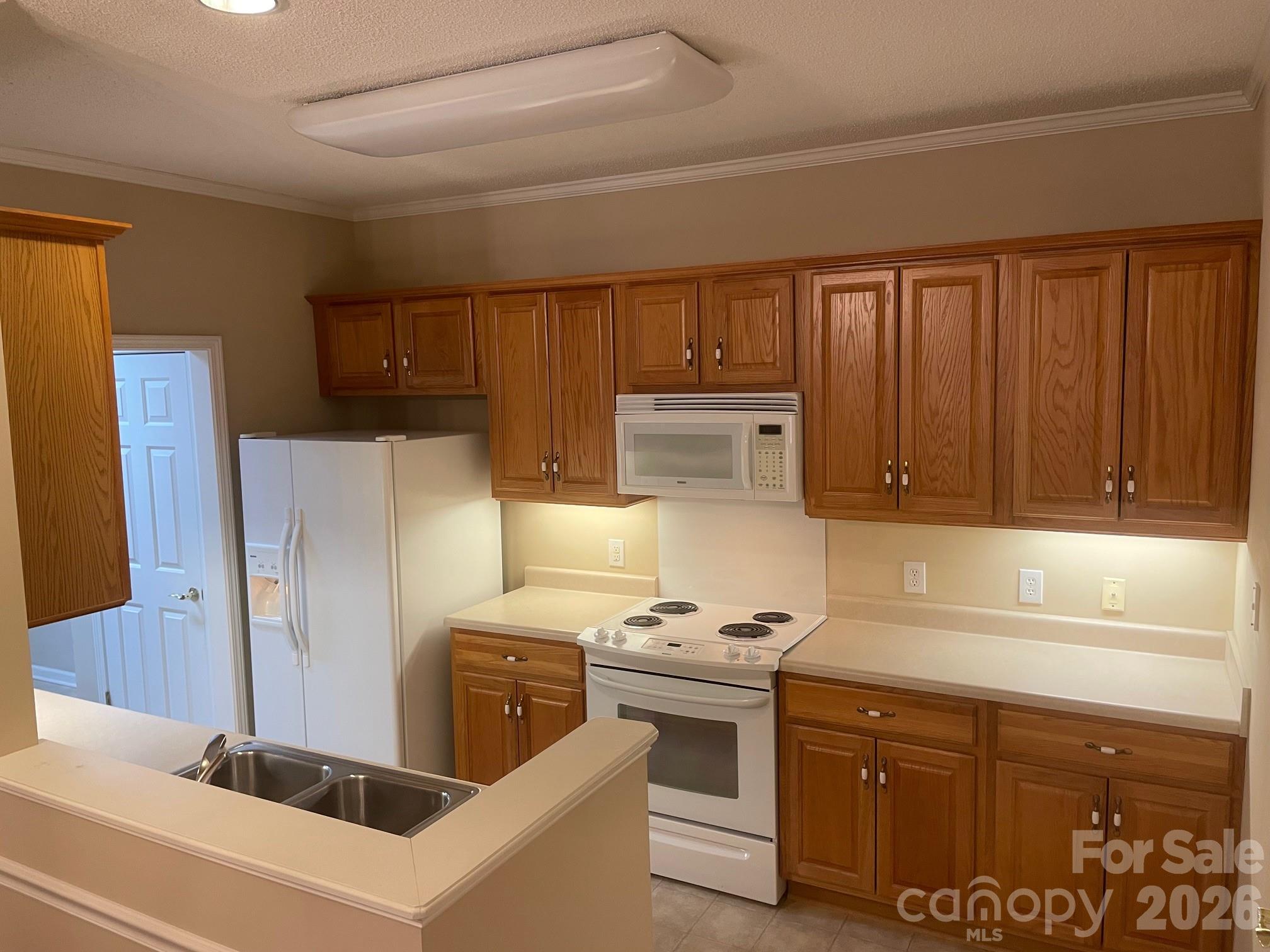499 26th Avenue NE — Hickory