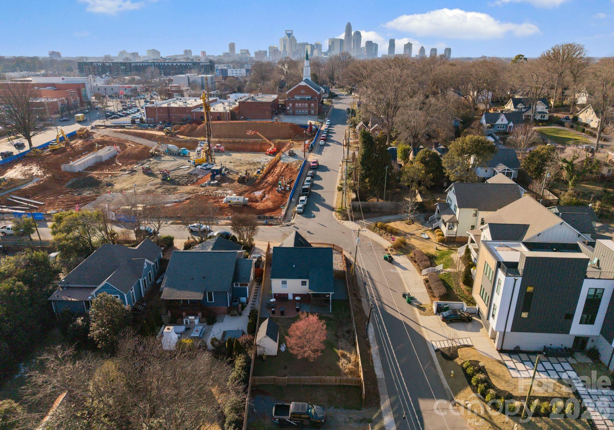 1424 Nandina Street — Charlotte