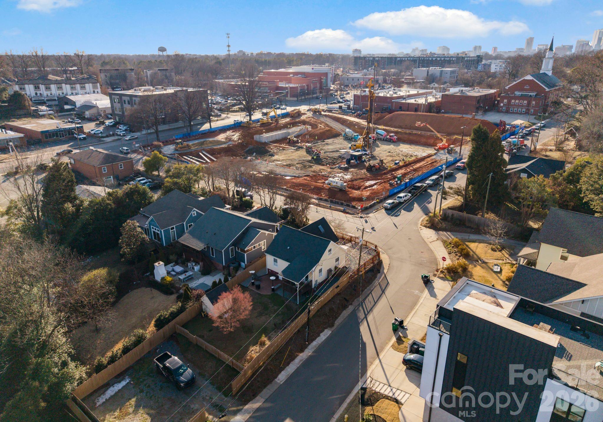 1424 Nandina Street — Charlotte