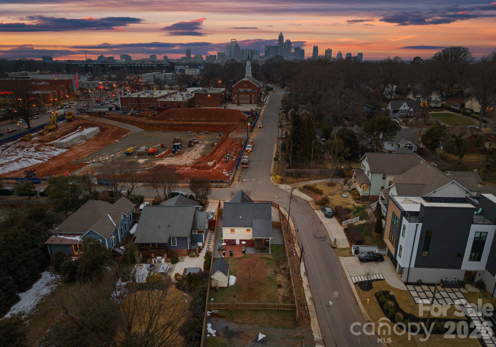 1424 Nandina Street — Charlotte