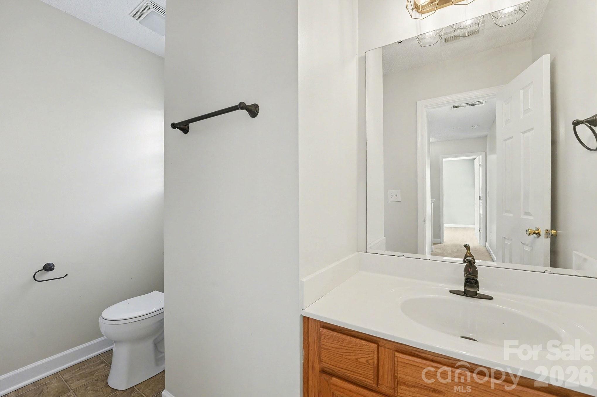 534 Canopy Court — Clover