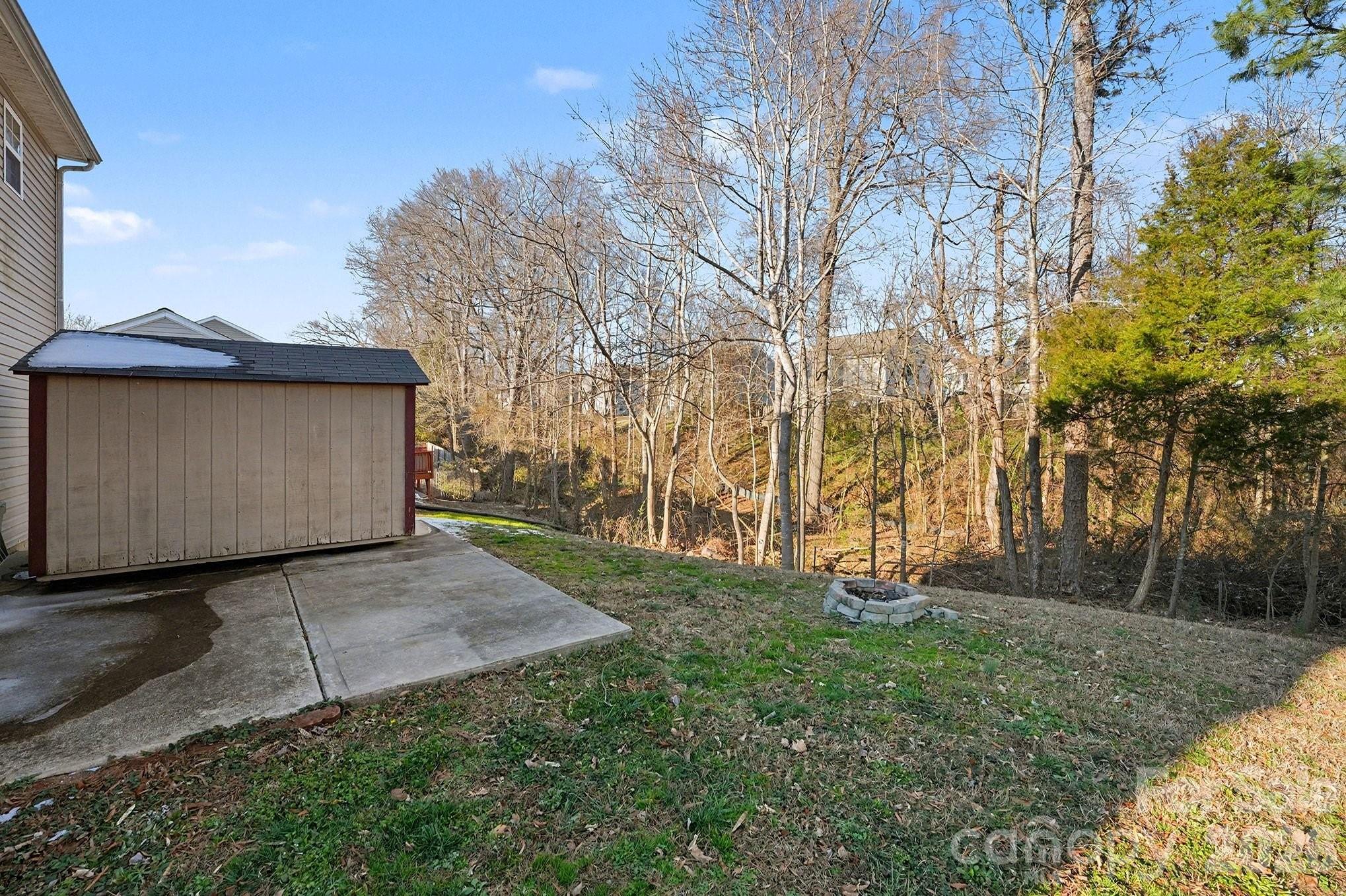 534 Canopy Court — Clover