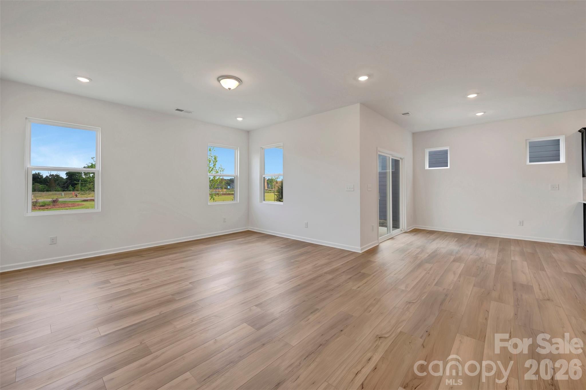 1338 Fremont Drive — Wingate