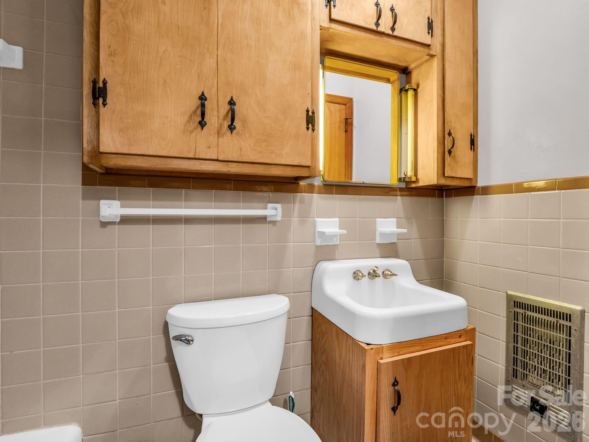 160 Puzzle Creek Road — Bostic