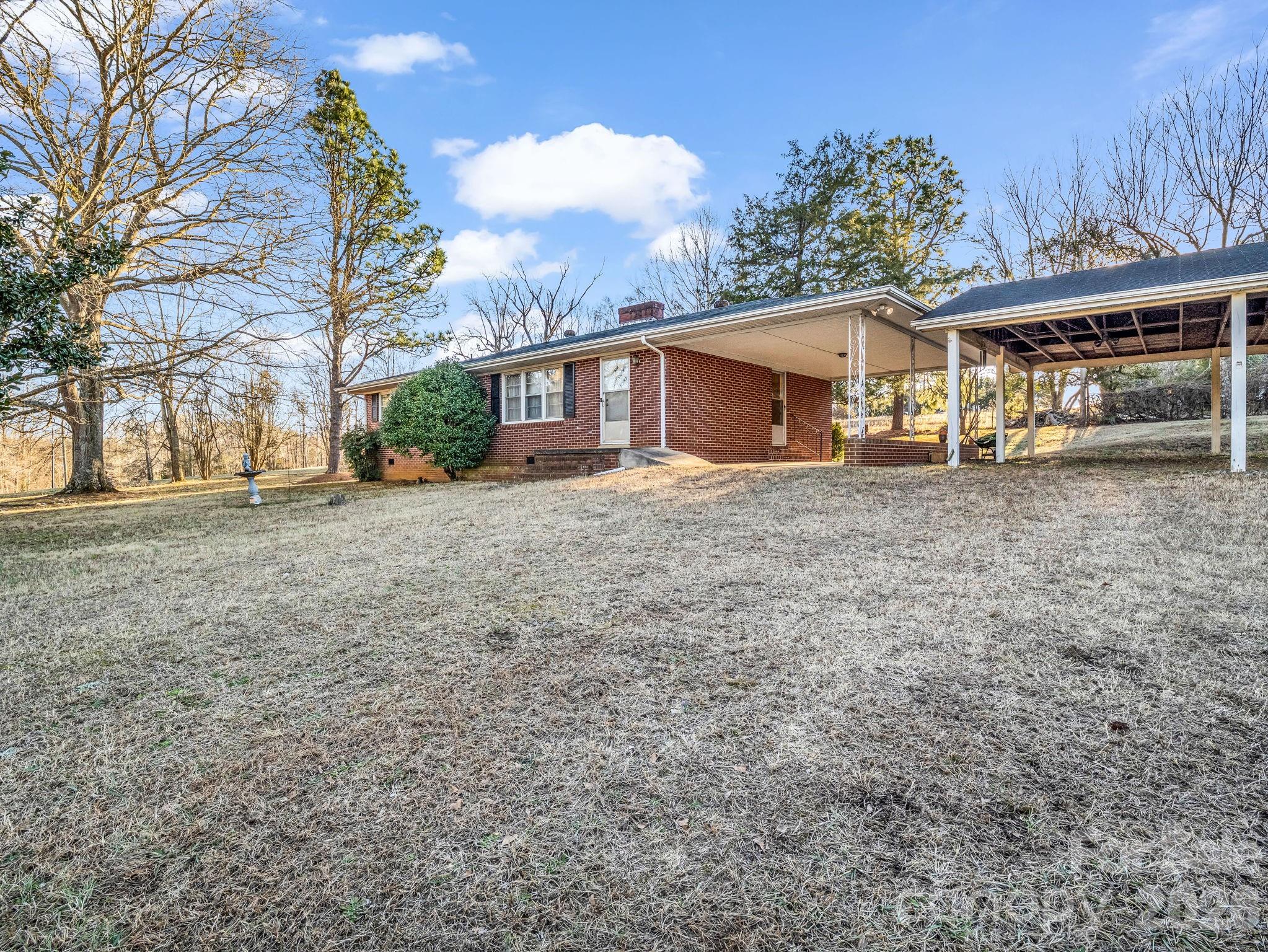 160 Puzzle Creek Road — Bostic